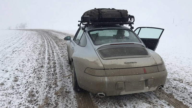 Illustration for article titled This 200,000-Mile Air-Cooled Porsche 911 Has The Best And Worst Craigslist Ad